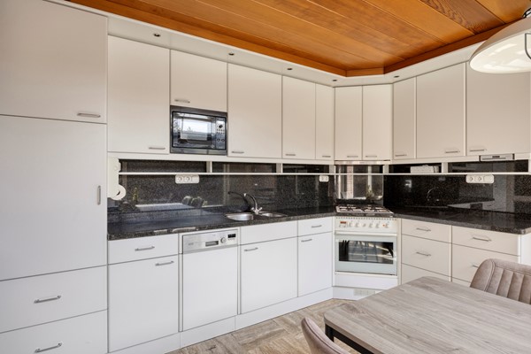 Medium property photo - Burg. Van Houtstraat 26, 6021 AT Budel